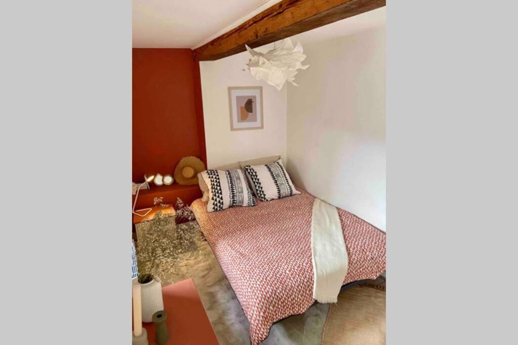 Superbe Appartement En Pierre Fraichement Renove Bernis Exterior photo